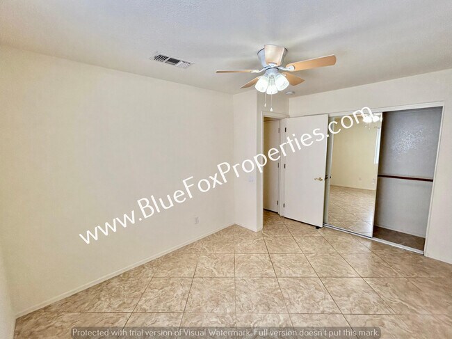 Building Photo - 2578 W Bluffs Peak Ct