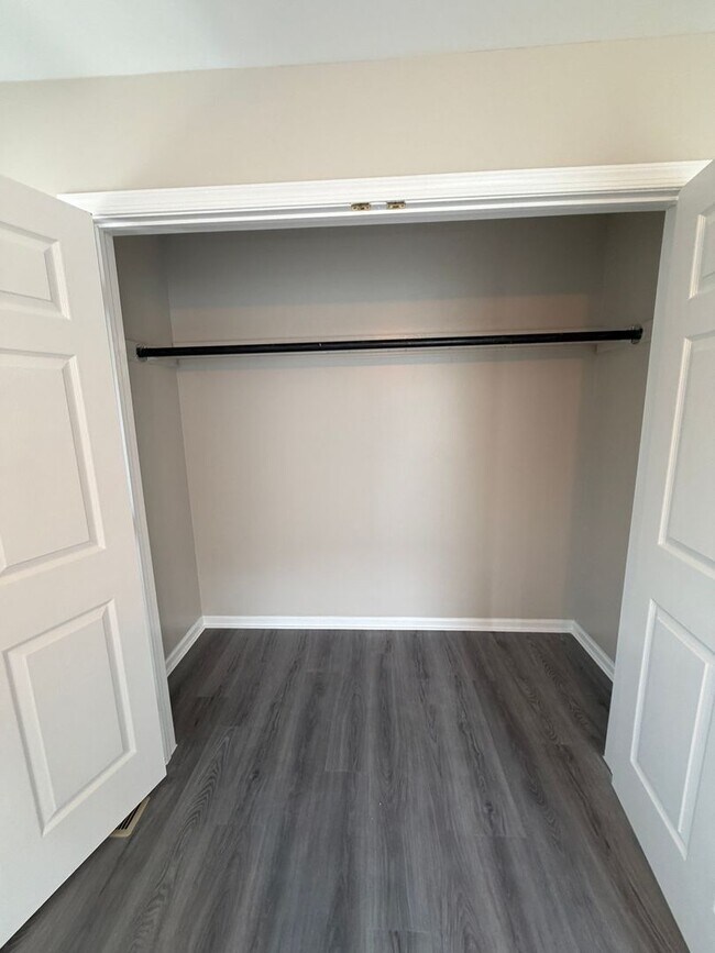 Building Photo - ??? MODERN 3BD & 1.5BATH HOUSE WALKING DISTANCE TO TEMPLE UNIVERSITY!!! ???