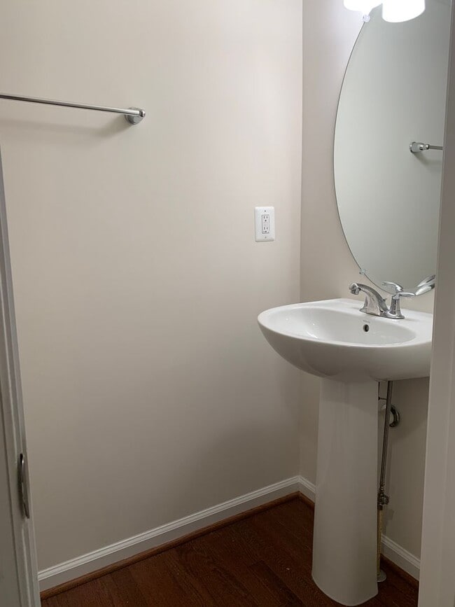 Building Photo - Coming Soon!