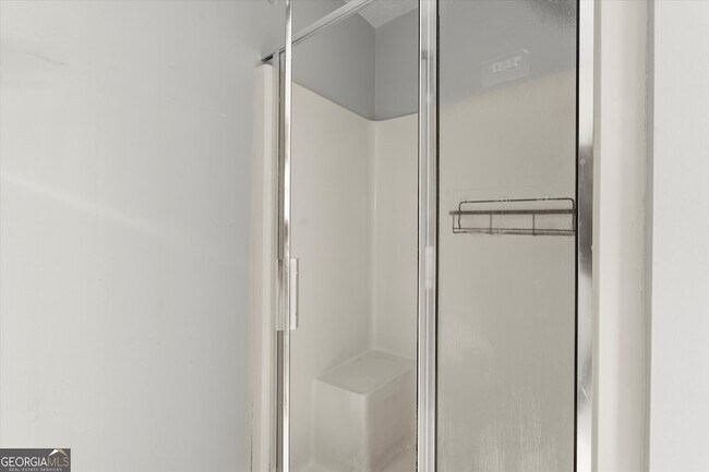 Building Photo - 115 Rockhurst Chase