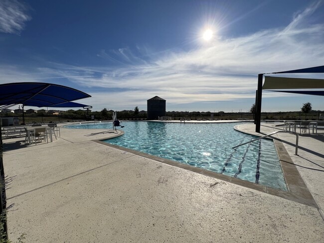 Building Photo - 7314 Silos Rdg