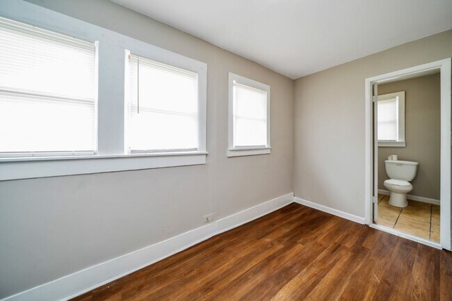 Building Photo - Your Dream Rental Awaits – Fully Renovated and Move-In Ready!