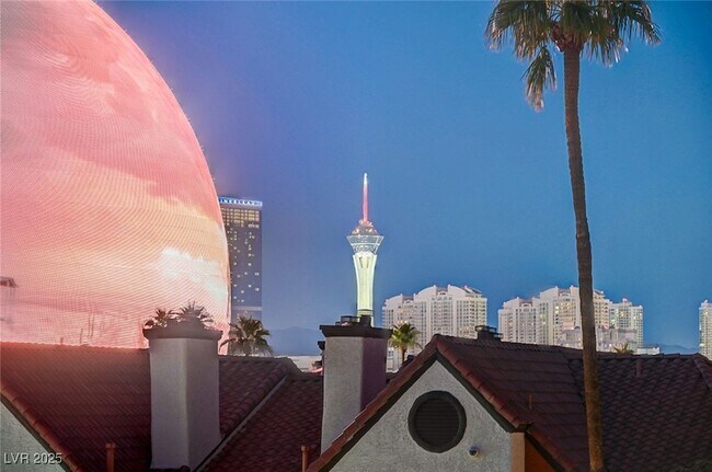 Building Photo - 270 E Flamingo Rd