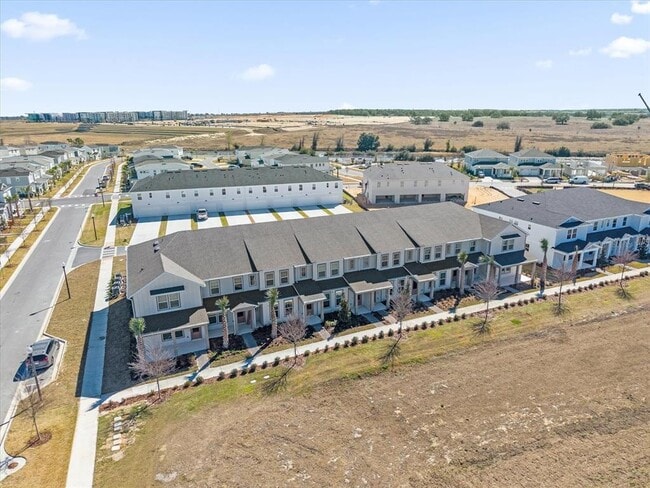 Building Photo - 16246 Merry Aly