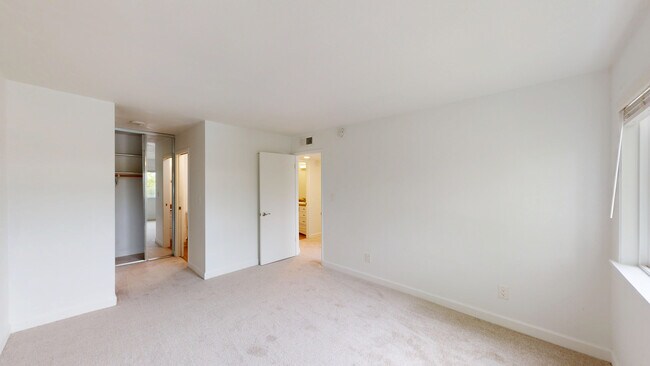 Building Photo - 400 Alameda del Prado