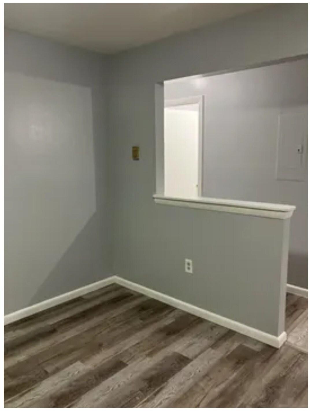 Building Photo - 23 Shirley St