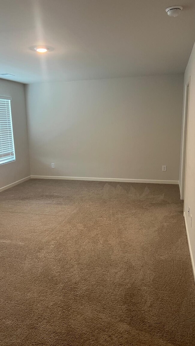 Building Photo - 5811 Gabbro Ct