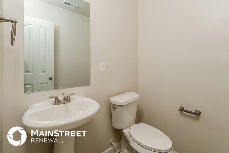 Building Photo - 2331 Reid Oaks Dr