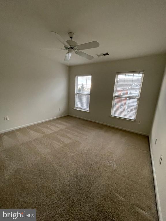 Building Photo - 6256 Shackelford Terrace