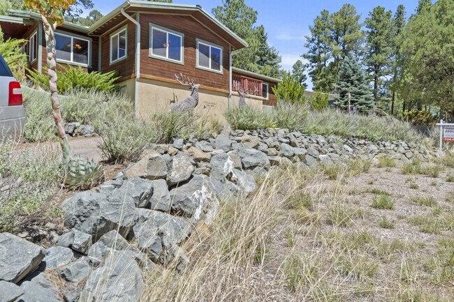 Building Photo - 307 Heath Dr
