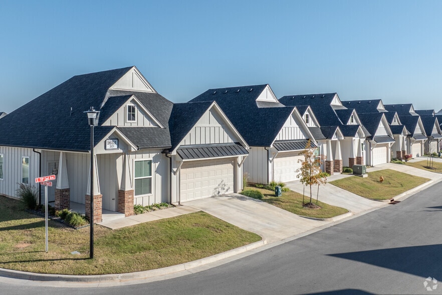 Primary Photo - Legacy Farms