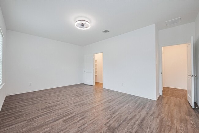 Building Photo - 12518 Pelican Bay Dr