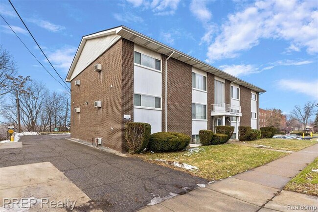 Building Photo - 120 S Prospect St