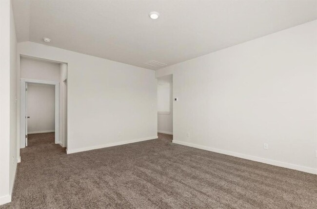 Building Photo - 160 Biscayne Dr