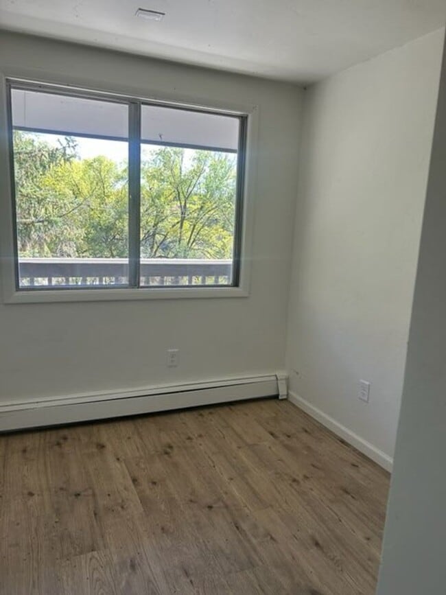 Building Photo - Private House in Glenwood Springs