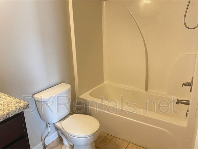 Building Photo - 1731 Brookside Lay Cir