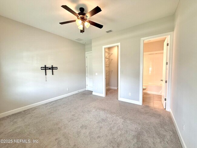 Building Photo - 505 Windwalker Dr