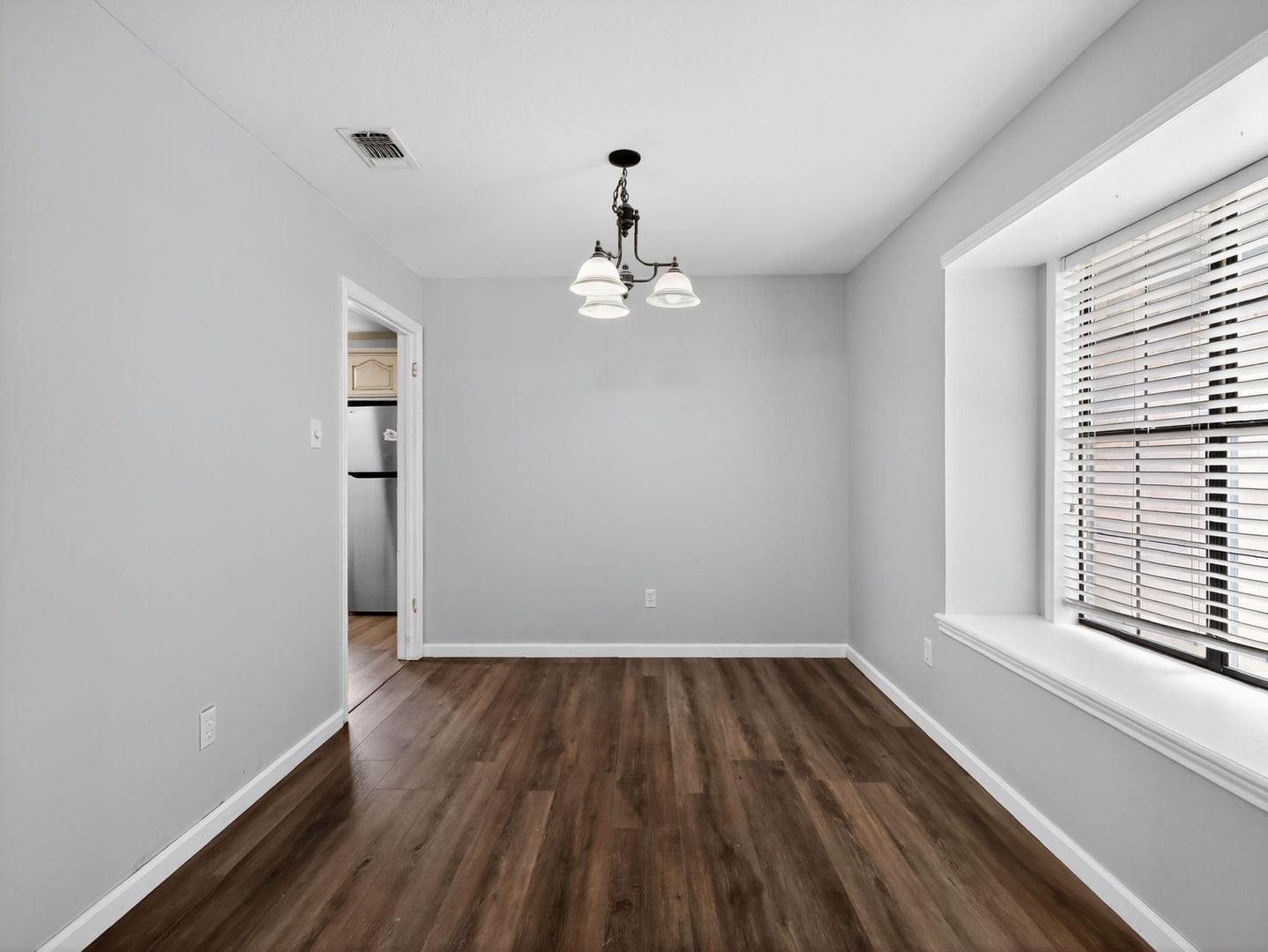 Building Photo - 18270 Stillwood Ln