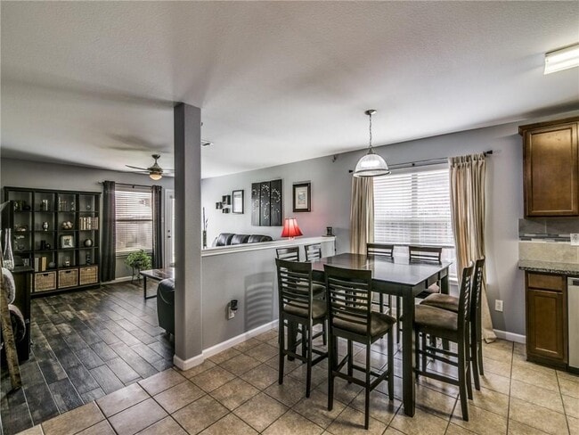 Building Photo - 2008 Abbey Rd