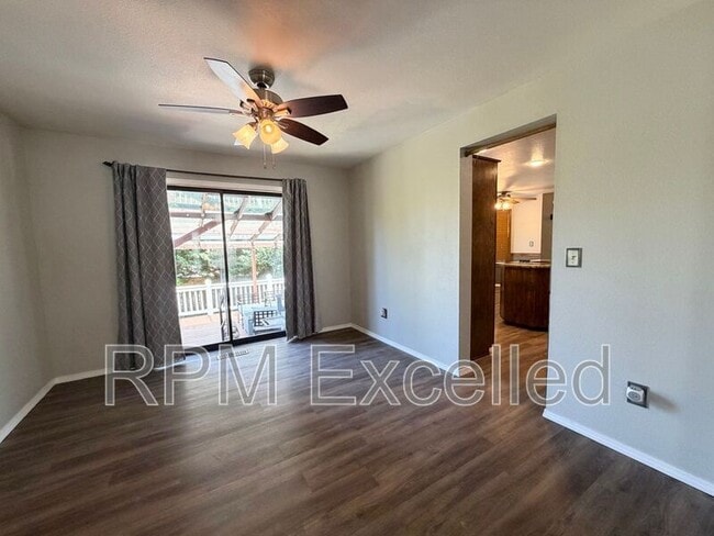Building Photo - 4925 Mill Pond Dr SE