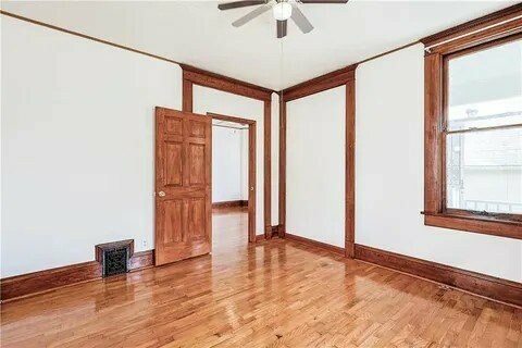 Building Photo - 619 Hamburg Ave