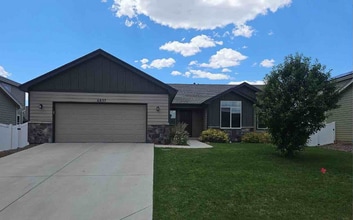 Building Photo - Spacious 3 bed, 2 Bath Wellington Home!