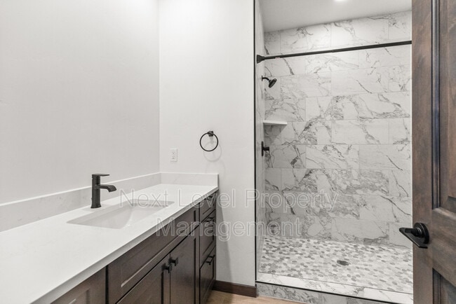 Building Photo - 1530 Trumble Creek Rd