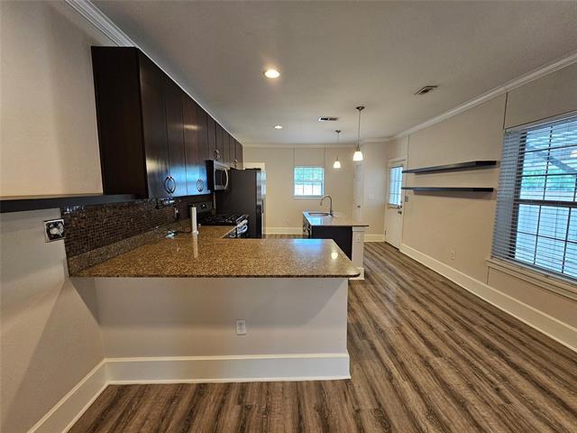 Building Photo - 4227 Delano Pl