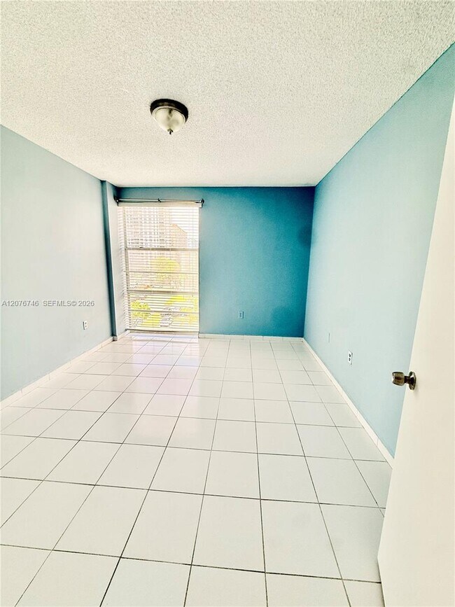 Building Photo - 17560 Atlantic Blvd