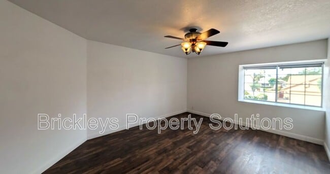 Building Photo - 2363 W Hemlock Ct