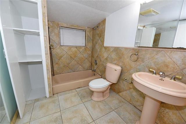 Building Photo - 3516 Douglas Ave