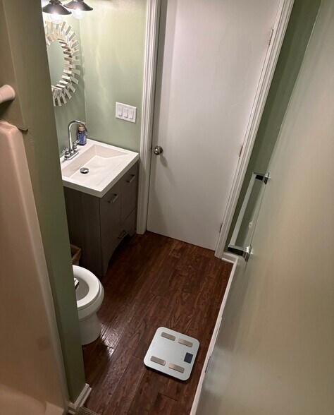 Building Photo - 1916 Wharton St