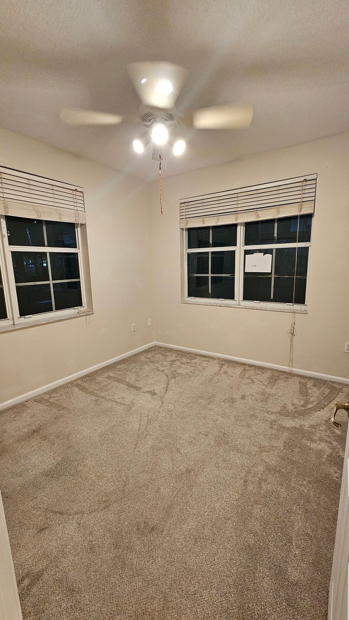 2nd bedroom - 1152 University Blvd