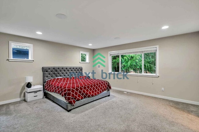 Building Photo - Stunning 4-Bedroom, 3-Bathroom East-Facing Cul-De-Sac Home in Laterra Estates