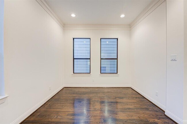 Building Photo - 1510 Johnson St