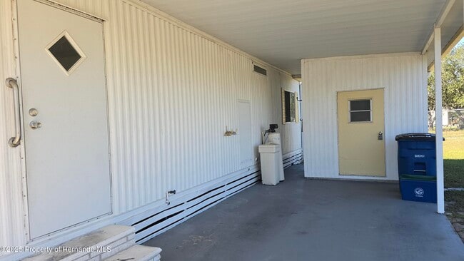 Building Photo - 8229 Green Ct