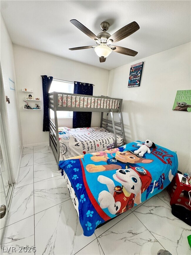 Building Photo - 5655 E Sahara Ave