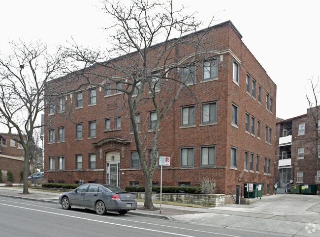 Building Photo - 2311 E North Ave