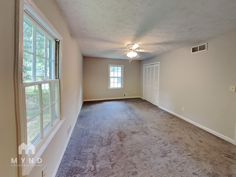 Building Photo - 1285 Coronada Dr