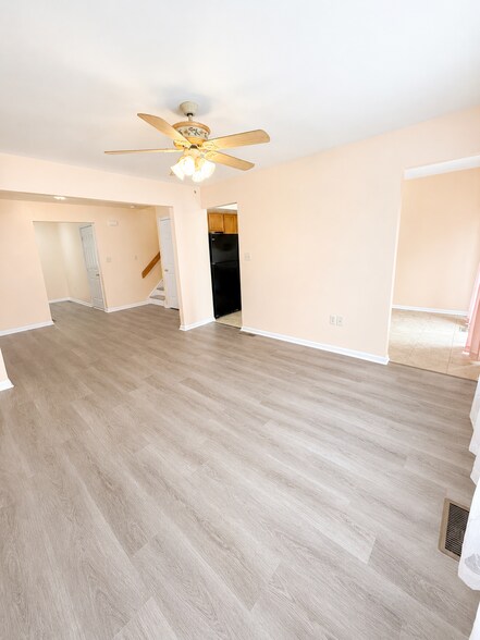 Building Photo - 112 Galway Cir