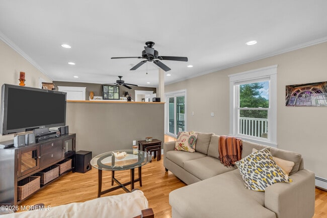 Building Photo - 1211 Grand Ave