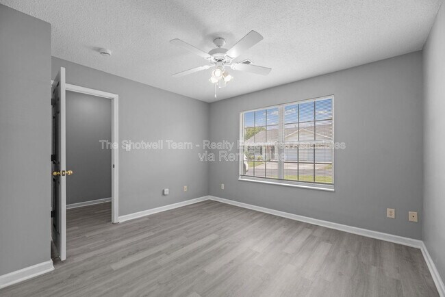 Building Photo - 4757 Royal Prince Way