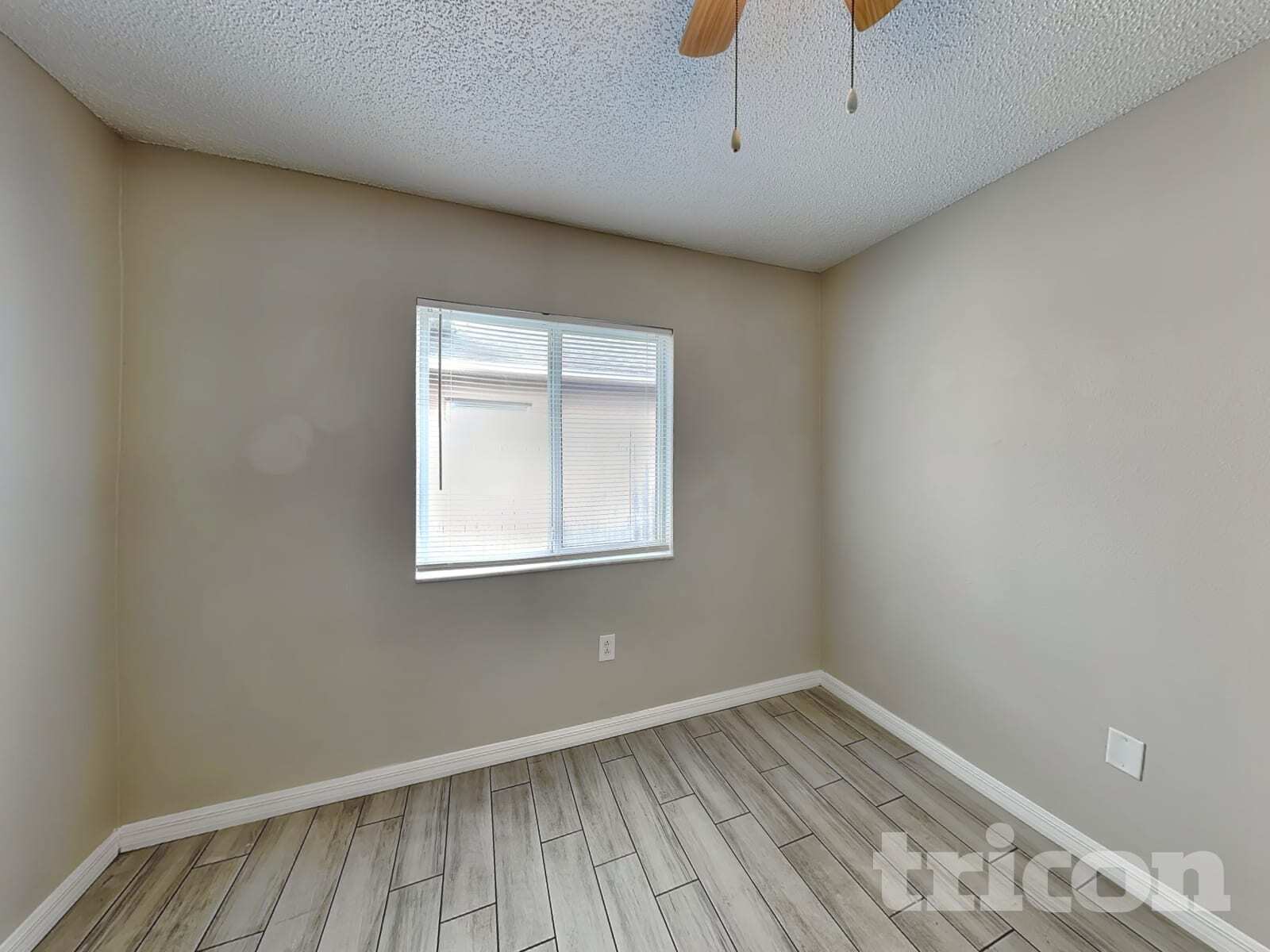 Building Photo - 533 Scarlet Maple Ct