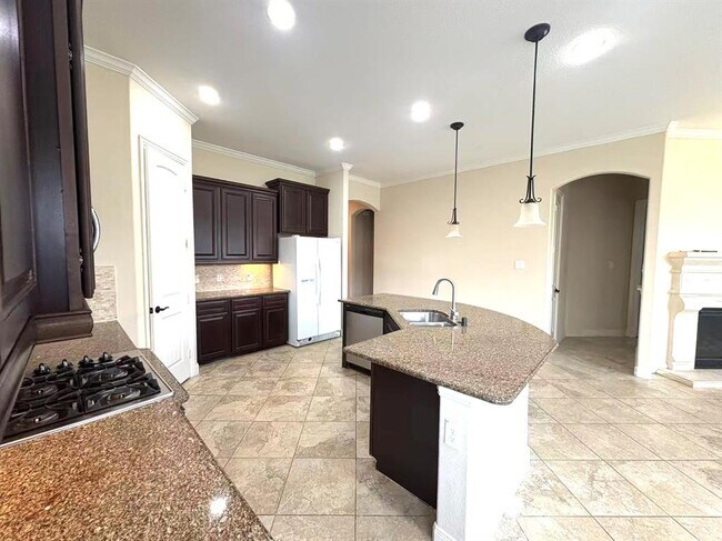 Building Photo - 21346 Huron Bend Dr