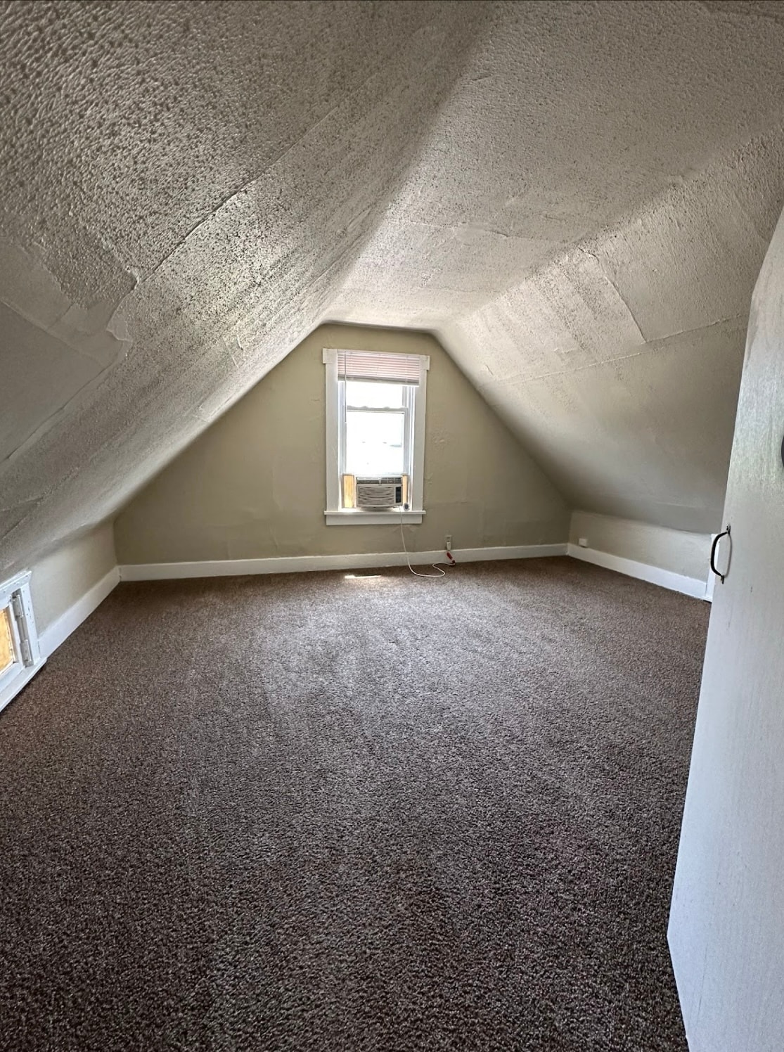 Building Photo - 1608 Potter Pl
