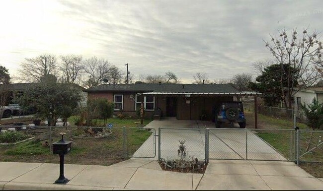 Building Photo - 106 Knollwood Dr