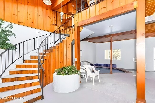 Building Photo - 2518 Hilltop Rd