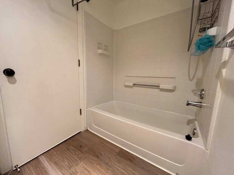 Building Photo - 12530 109th Ct NE