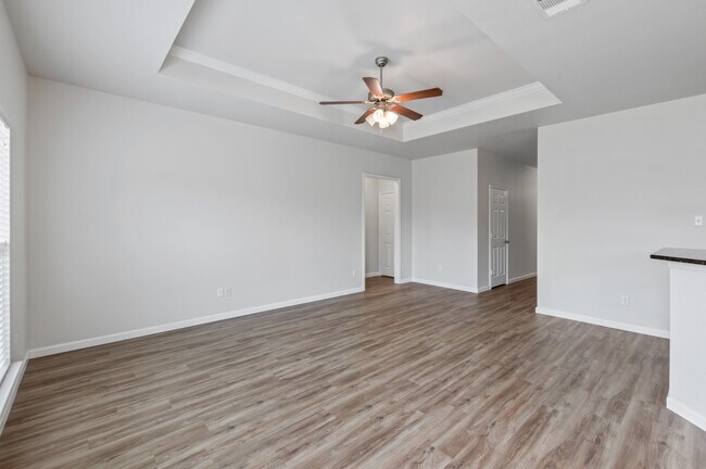 Building Photo - 8011 Fieldstone Dr