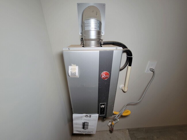 Building Photo - 17415 Butterfly Orchid